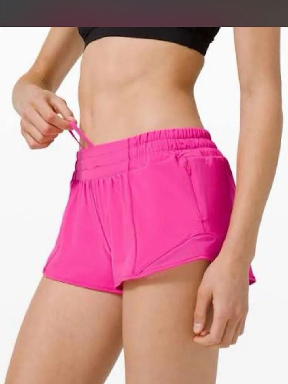 lululemon sonic pink low rise 2.5 in hotty hot shorts